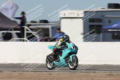 media/Oct-05-2025-CVMA (Sun) [[beeef4f201]]/Race 2-Supersport Middleweight/